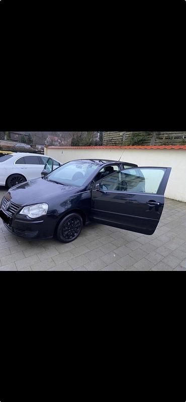 Gebraucht VW Polo 65 PS (47 kW) 2005 Schwarz Kleinwagen