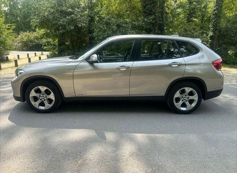 Gebraucht BMW X1 184 PS (135 kW) 2012 Silber SUV