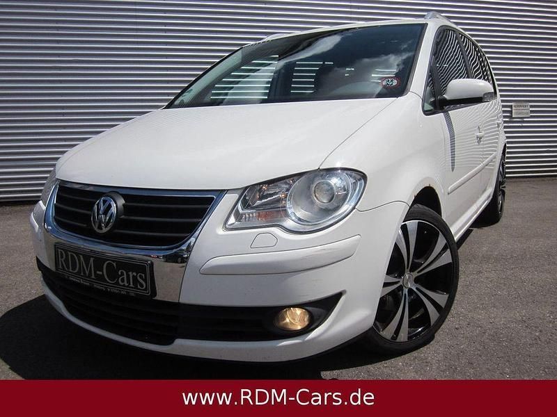 Weiß Gebraucht 2008 VW Touran Van / Kleinbus | 1.685 € (Superpreis) - Bild 1/4