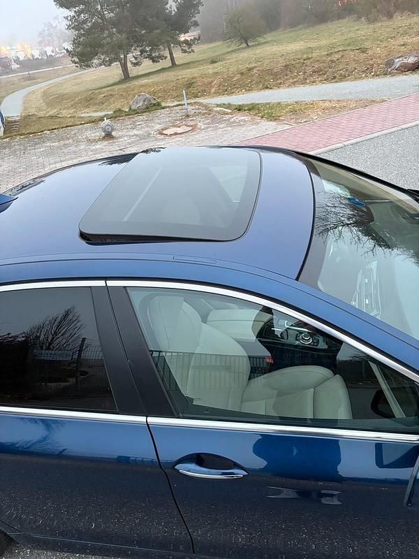 Gebraucht BMW 525 204 PS (150 kW) 2010 Blau Limousine