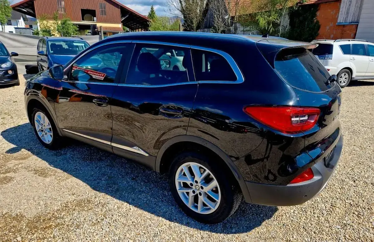 Używany Renault Kadjar XMOD 131 KM (96 kW) 2017 Czarny SUV