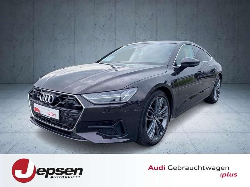 Madeirabraun metallic Gebraucht 2024 Audi A7 Sportback Ambiente Kleinwagen | 56.940 € (Superpreis) - Bild 1/4