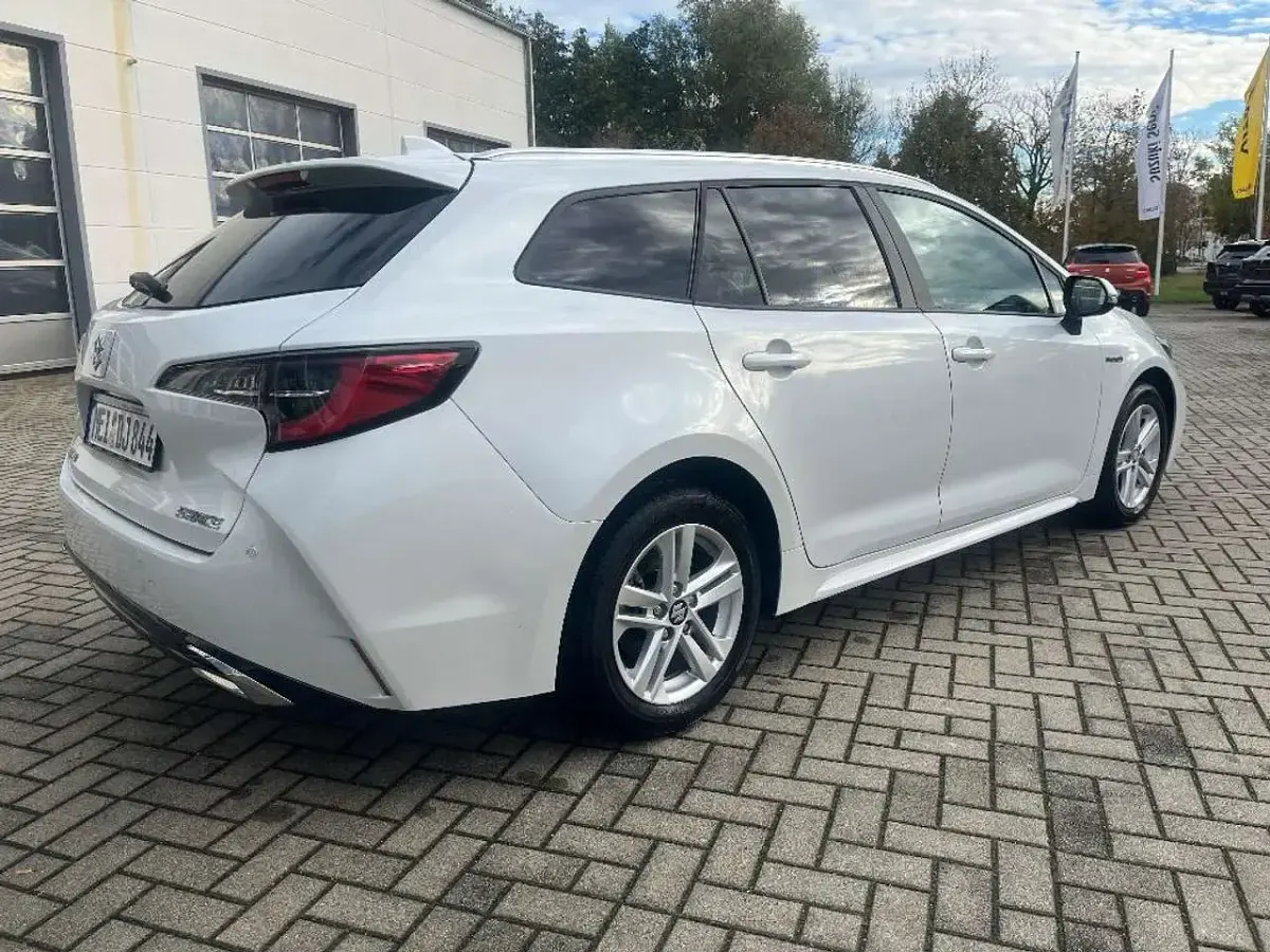Gebraucht Suzuki Swace 140 PS (102 kW) 2026 Weiß Kombi