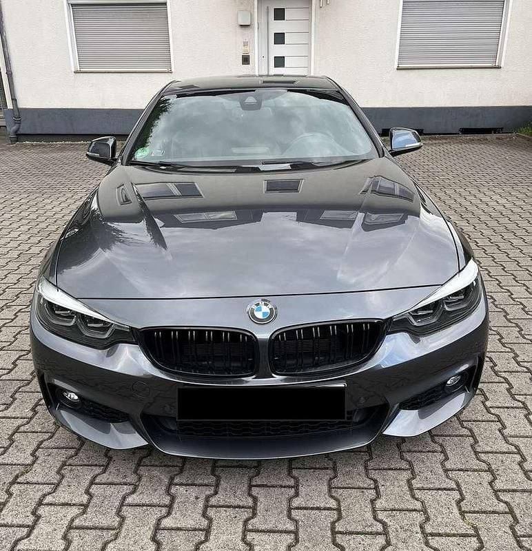 Grau Gebraucht 2019 BMW 420 M Sport Coupé | 26.800 € (Fairer Preis) - Bild 1/4