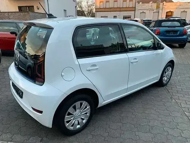 Gebraucht VW e-up! Move 61 kW (83 PS) 2021 Pure white (metallic) Kleinwagen