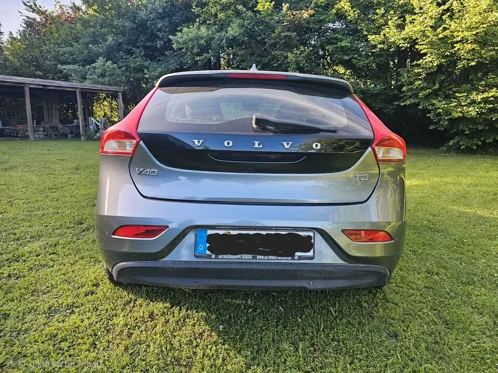 Gebraucht Volvo V40 Kinetic 122 PS (89 kW) 2017 Limousine