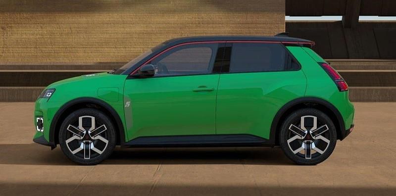 Neu Renault 5 E-Tech Komfort 110 kW (150 PS) 2026 Popgreen+black pearlschwarz Kleinwagen