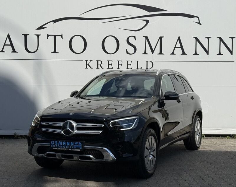 Schwarz Gebraucht 2022 Mercedes GLC300e SUV | 32.500 € (Superpreis) - Bild 1/2