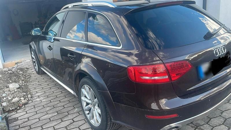 Gebraucht Audi A4 Allroad 239 PS (175 kW) 2011 Braun Kombi