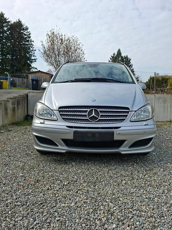 Gebraucht Mercedes Viano 204 PS (150 kW) 2009 Silber Van / Kleinbus
