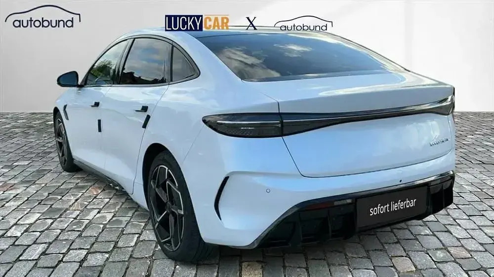 Nowe BYD Seal Design 230 kW (313 KM) 2025 Biały Sedan/Limuzyna