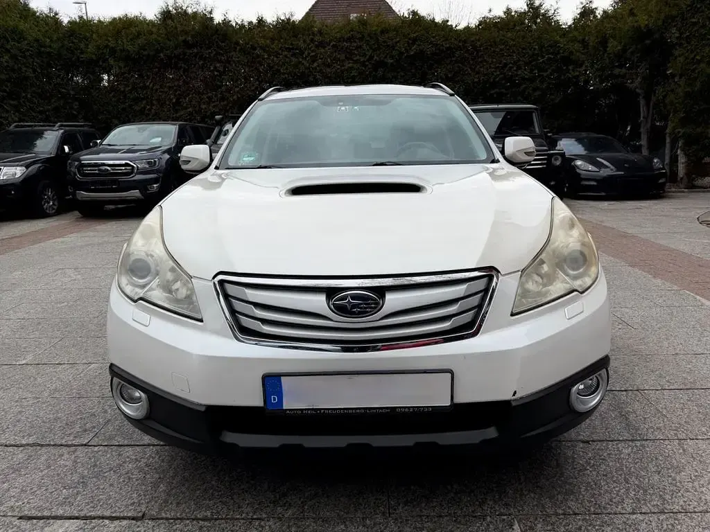Gebraucht Subaru Legacy 150 PS (110 kW) 2010 Weiß Kombi