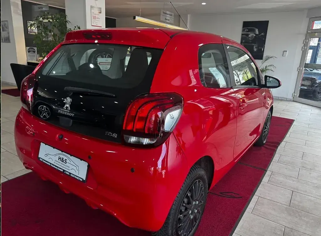Gebraucht Peugeot 108 Active 69 PS (50 kW) 2017 Zu lackieren rot 3p0/deckende lackierung Limousine