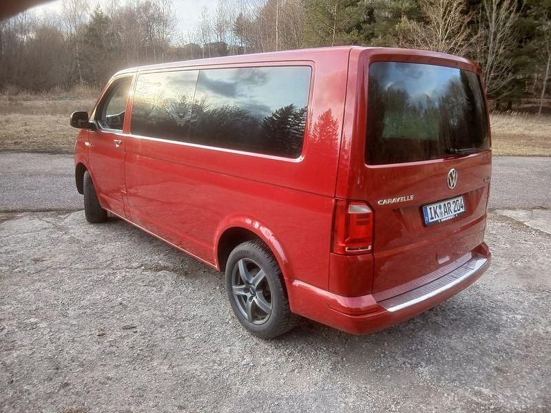 Gebraucht VW T6 150 PS (110 kW) 2018 Rot Van