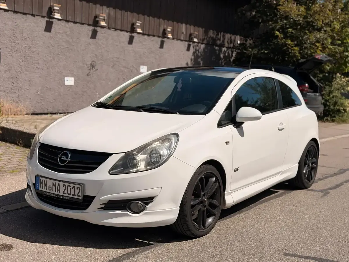 Gebraucht Opel Corsa OPC 90 PS (66 kW) 2009 Weiß Kleinwagen