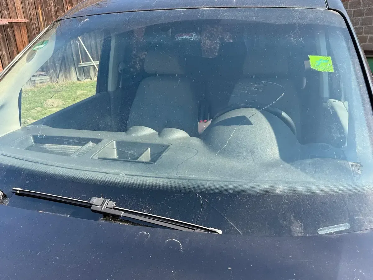 Używany VW Caddy 105 KM (77 kW) 2005 Czarny Minivan
