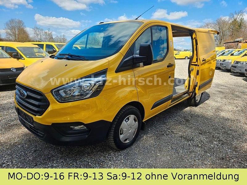 Second-hand Ford Transit Custom 131 CP (96 kW) 2020 Galben Monovolum