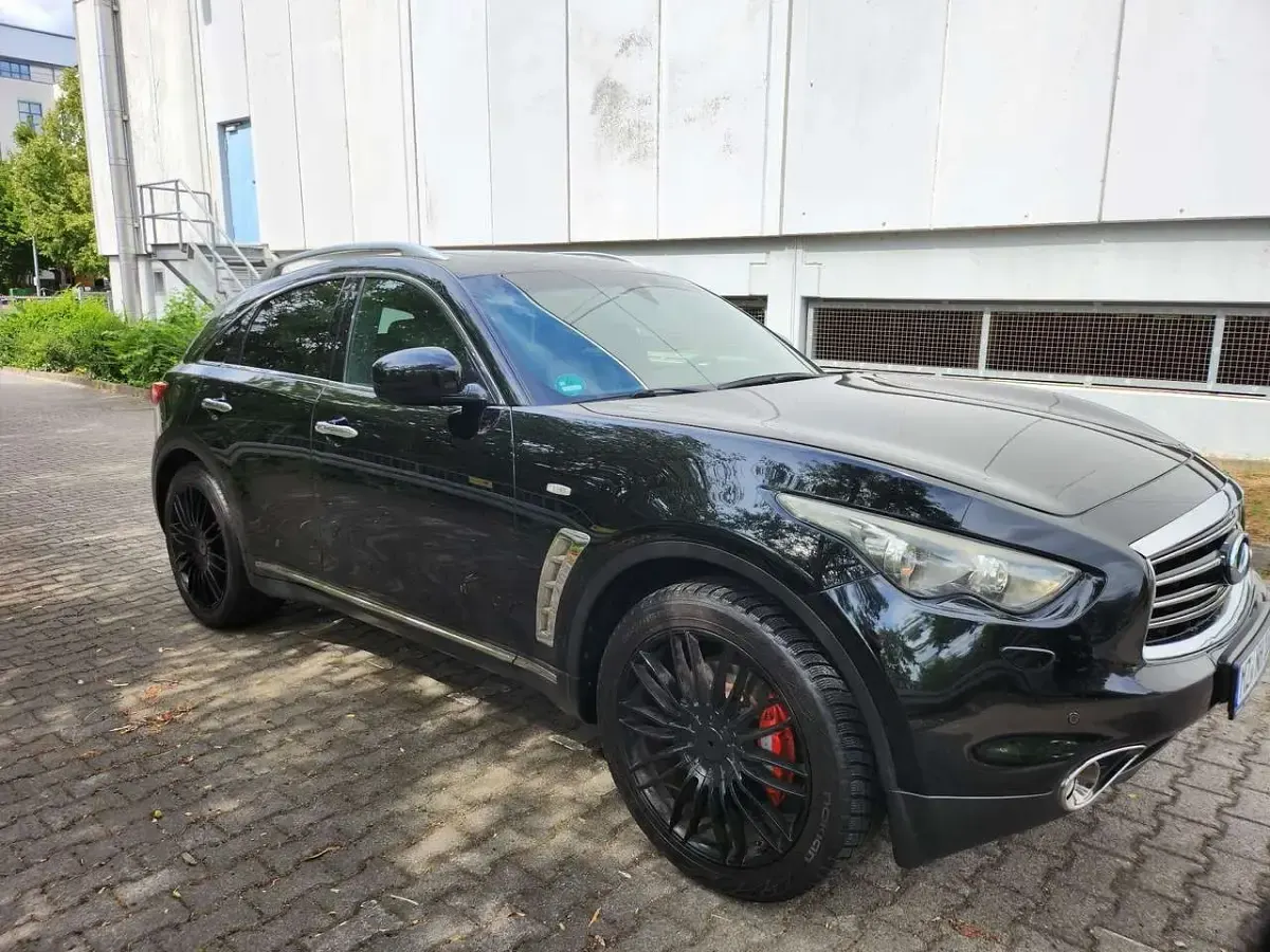 Gebraucht Infiniti Fx30 Premium 238 PS (175 kW) 2012 Schwarz SUV