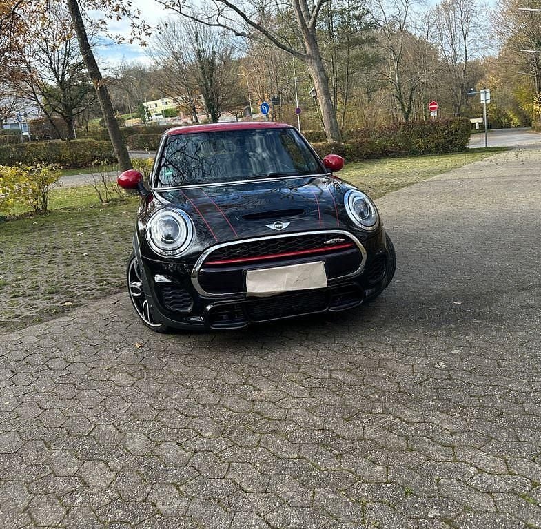 Gebraucht Mini John Cooper Works 231 PS (169 kW) 2018 Schwarz Kleinwagen
