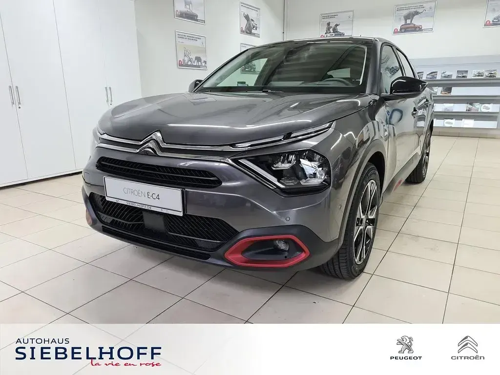 Gebraucht Citroën e-C4 Shine 100 kW (136 PS) 2022 Grau Limousine