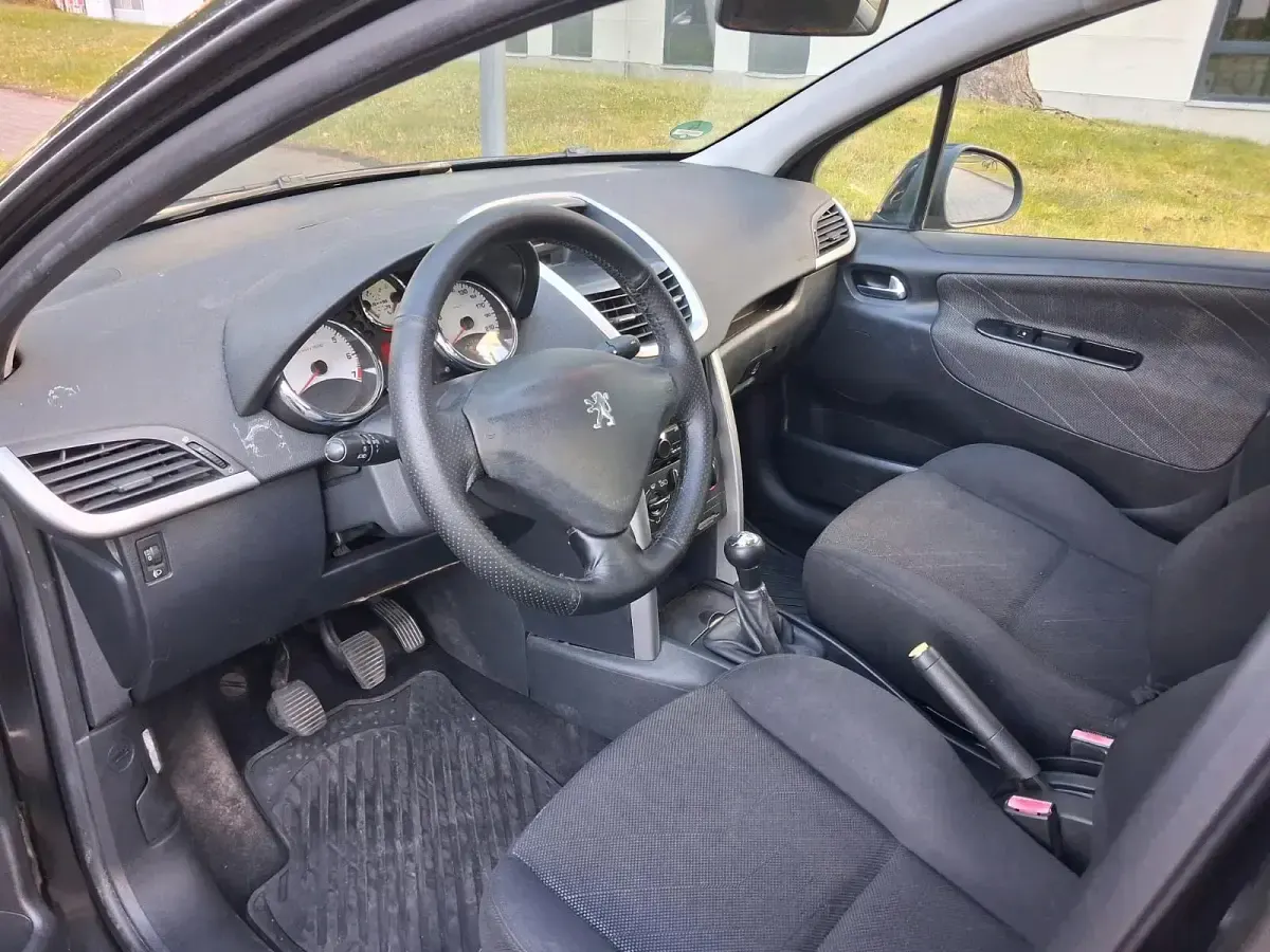 Gebraucht Peugeot 207 120 PS (88 kW) 2007 Schwarz Kleinwagen