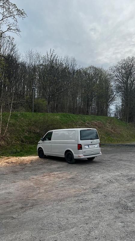 Używany VW Transporter 150 KM (110 kW) 2023 Van