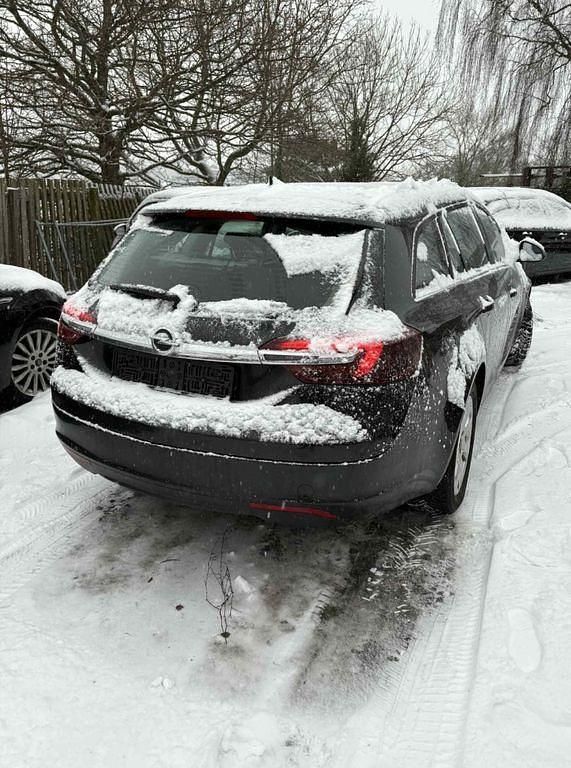 Gebraucht Opel Insignia 120 PS (88 kW) 2014 Kombi