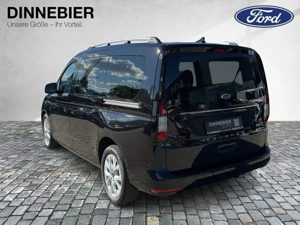 Neu Ford Grand Tourneo Connect Titanium 122 PS (89 kW) 2025 Ink black metallic Van / Kleinbus