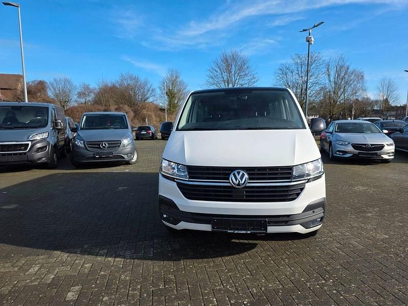 Gebraucht VW Caravelle Trendline 150 PS (110 kW) 2022 Weiß Van / Kleinbus