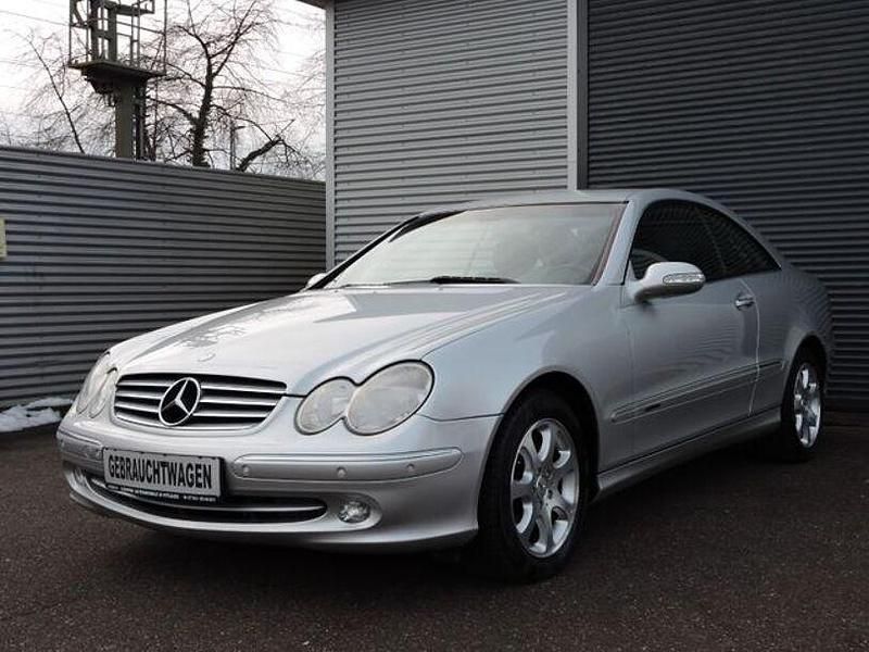 Gebraucht Mercedes CLK320 Elegance 218 PS (160 kW) 2003 Silber Coupé