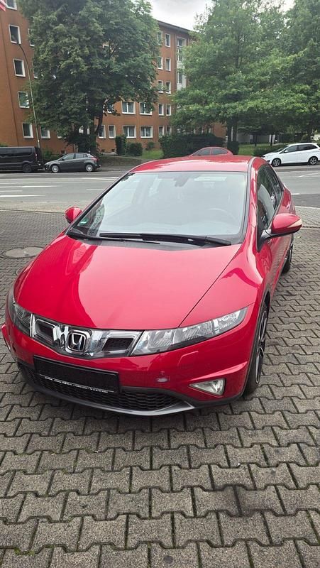 Gebraucht Honda Civic 140 PS (102 kW) 2009 Rot Limousine