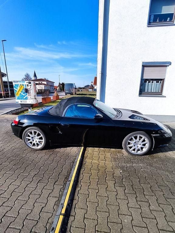 Second-hand Porsche Boxster 228 CP (167 kW) 2002 Negru Cabrio