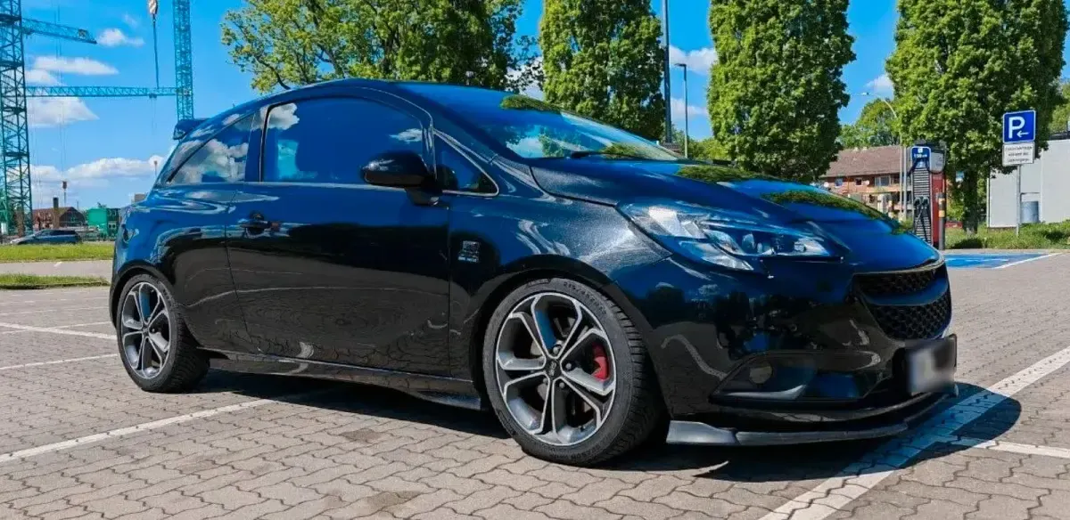 Gebraucht Opel Corsa 150 PS (110 kW) 2018 Schwarz Kleinwagen
