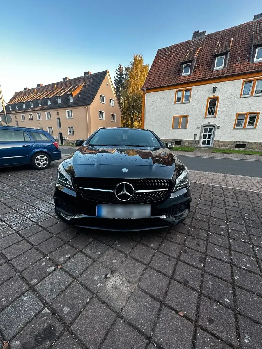 Gebraucht Mercedes CLA250 AMG line 211 PS (155 kW) 2016 Schwarz Coupé