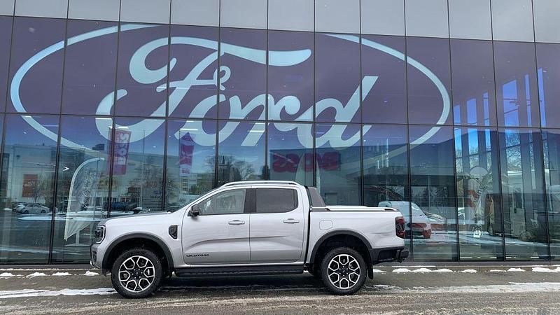 Neu Ford Ranger Wildtrack 241 PS (177 kW) 2026 Silber Pickup