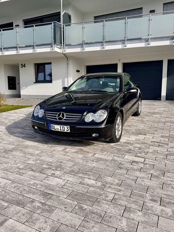 Gebraucht Mercedes CLK200 163 PS (119 kW) 2003 Schwarz Coupé