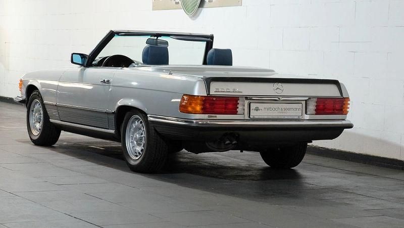 Gebraucht Mercedes SL500 231 PS (169 kW) 1982 Silber Cabrio