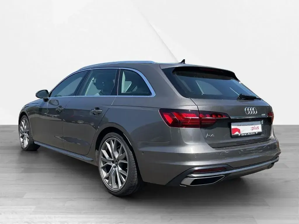 Gebraucht Audi A4 Sport 204 PS (150 kW) 2022 Terragrau metallic Kombi
