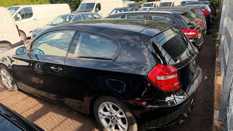 Schwarz Gebraucht 2007 BMW 116 Advantage Kleinwagen | 1.300 € (Superpreis) - Bild 1/4