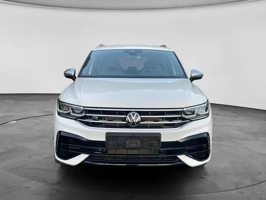Gebraucht VW Tiguan R 320 PS (235 kW) 2024 Weiß SUV
