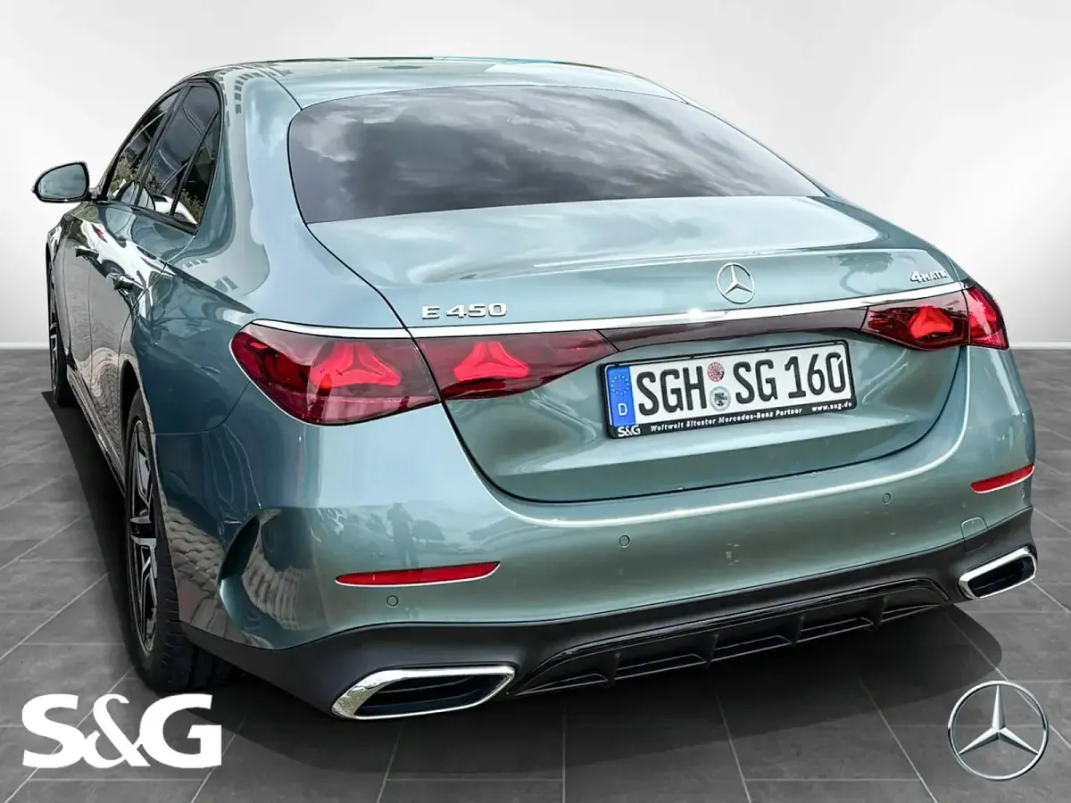Gebraucht Mercedes E450 AMG 381 PS (280 kW) 2026 Metalliclack verdesilber Limousine