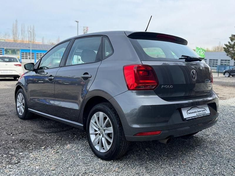 Gebraucht VW Polo Comfortline 90 PS (66 kW) 2014 Grau Limousine