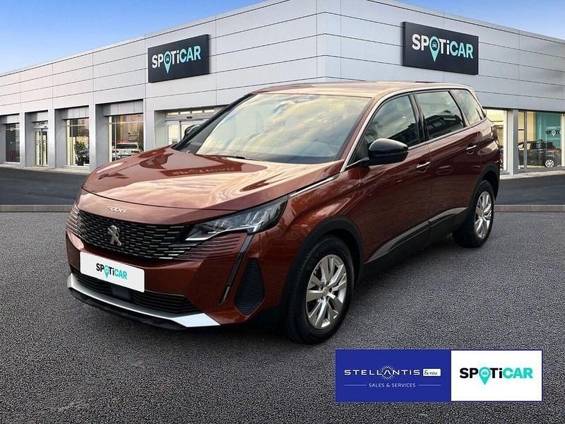 Braun Gebraucht 2023 Peugeot 5008 Active SUV | 24.350 € (Superpreis) - Bild 1/4