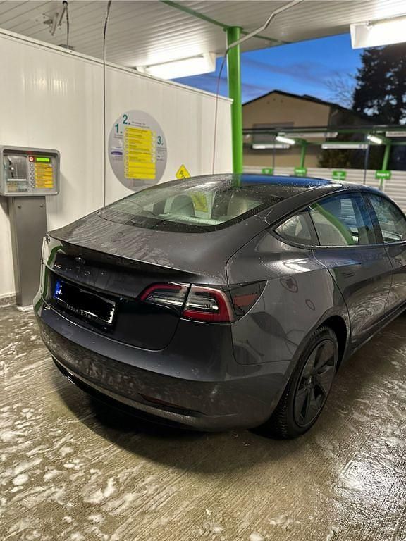 Gebraucht Tesla Model 3 Standard Range Plus 239 kW (325 PS) 2021 Grau Limousine