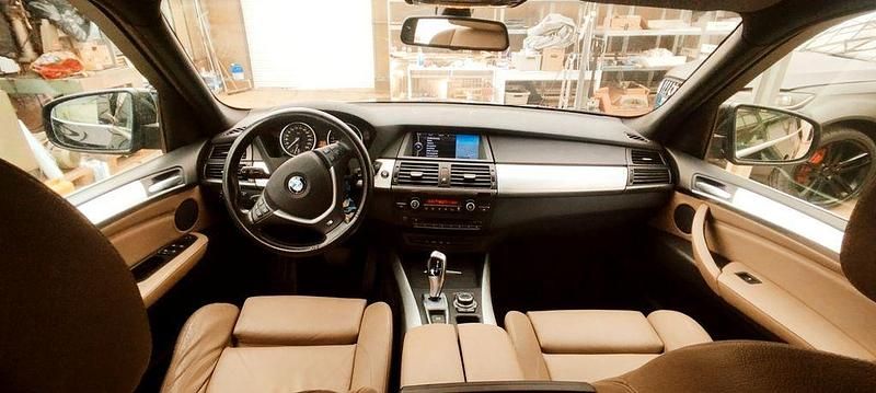 Schwarz Gebraucht 2010 BMW X5 Performance SUV | 13.900 € (Fairer Preis) - Bild 1/4