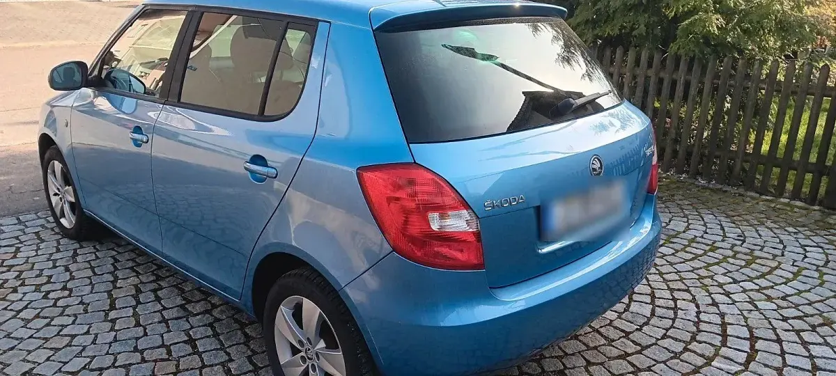Gebraucht Skoda Fabia Fresh 86 PS (63 kW) 2014 Blau Kleinwagen