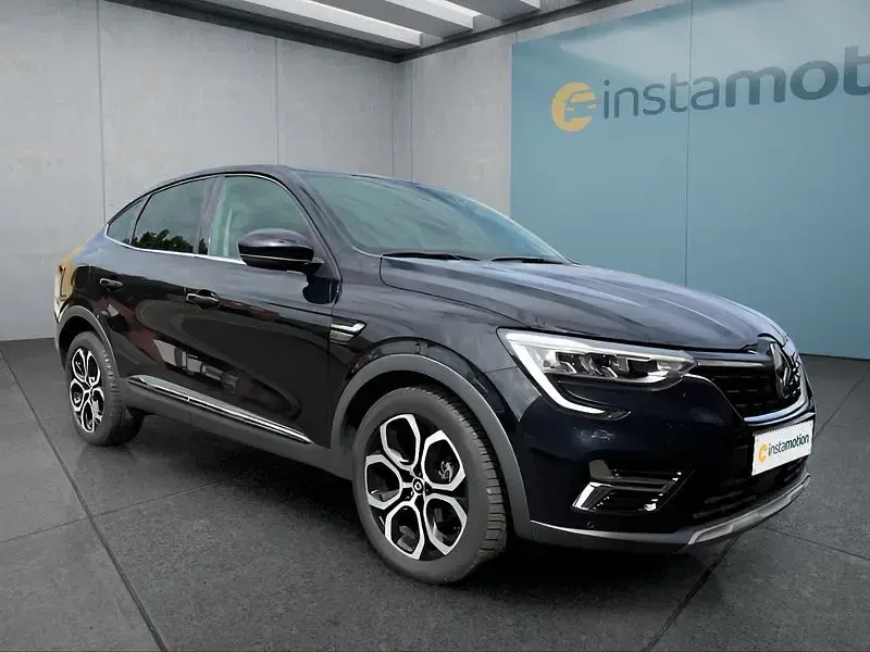 Gebraucht Renault Arkana 140 PS (102 kW) 2024 Schwarz SUV