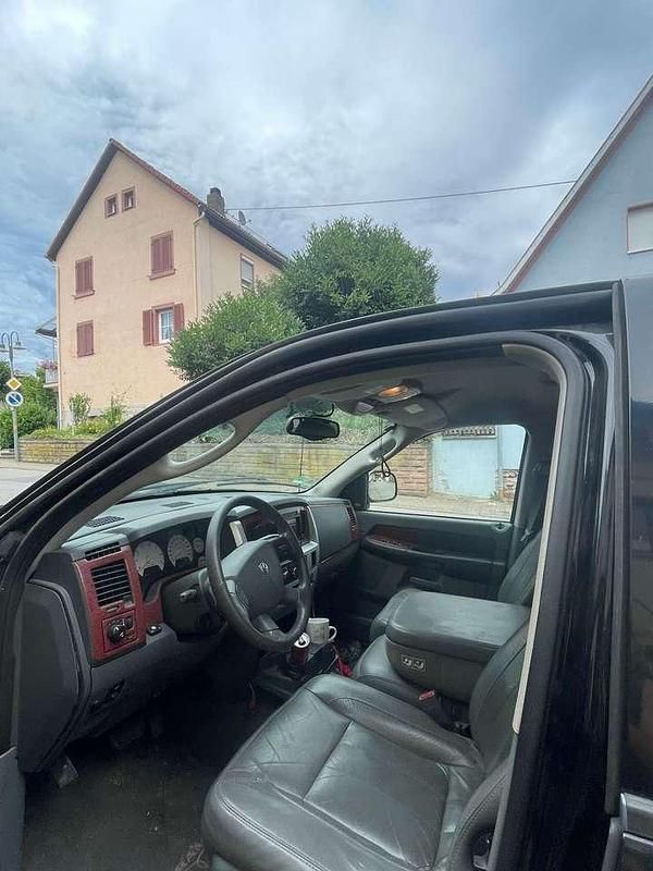 Gebraucht Dodge Ram 345 PS (253 kW) 2006 Schwarz Abholung