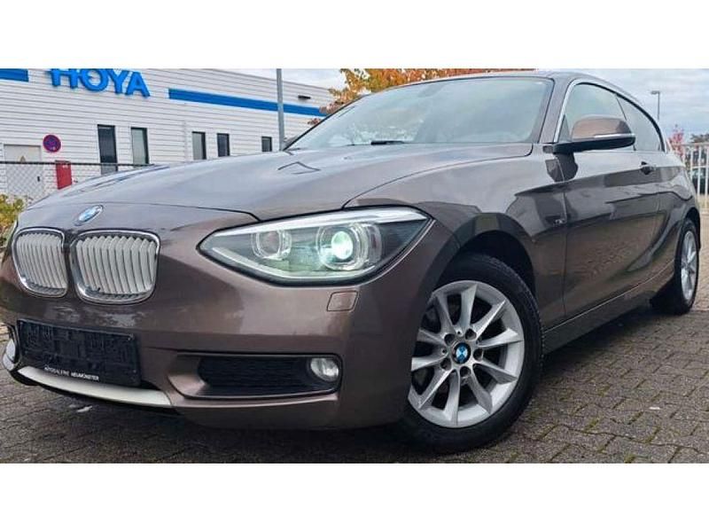 Braun Gebraucht 2014 BMW 118 Kleinwagen | 10.700 € (Fairer Preis) - Bild 1/4