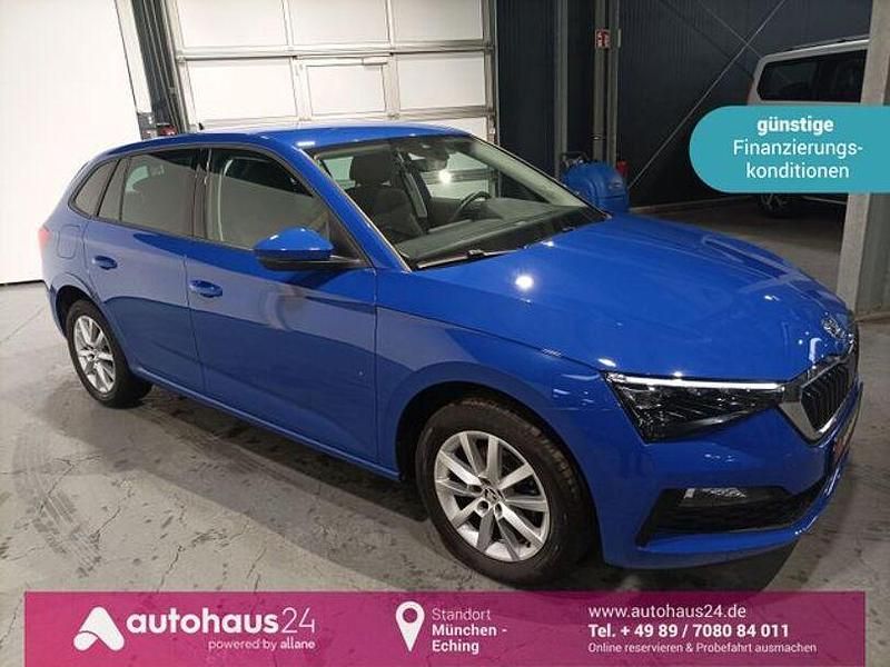 Blau Gebraucht 2021 Skoda Scala Ambition Kleinwagen | 16.880 € (Fairer Preis) - Bild 1/4